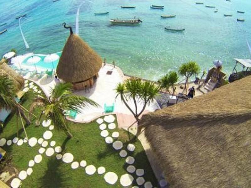 Le Pirate Beach Club Nusa Ceningan Lembongan Extérieur photo